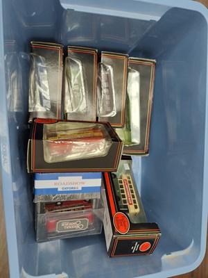 Lot 1 - Collection of model vehicles in display boxes