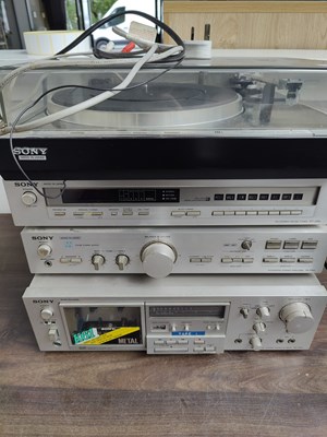 Lot 12 - Sony hi-fi separates system Inc cassette deck, amp, record deck and tuner tested working