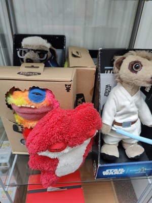 Lot 87 - Qty collectable soft toys Inc meerkat and fuggler