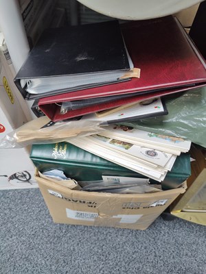 Lot 187 - large box of assorted stamps