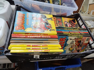 Lot 292 - Box of retro comic annuals
