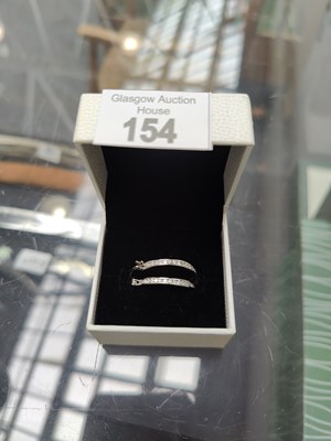 Lot 154 - Pair of 925 silver earrings in display box