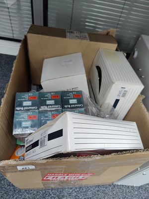 Lot 221 - Box of asstd bulbs