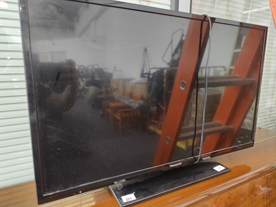 Lot 201 - Panasonic TV no remote tested working
