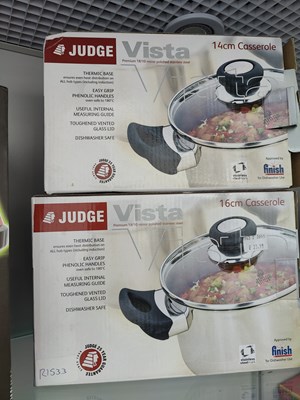 Lot 62 - 2 judge vista casserole dishes in boxes