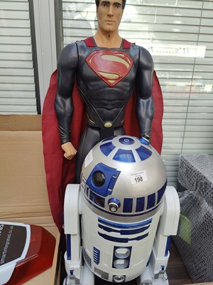 Lot 198 - 2 large toys including superman and droid