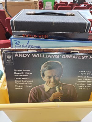 Lot 243 - Large qty of vinyl records