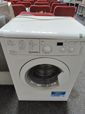 Lot 229 - Indesit 6kg under counter washing machine