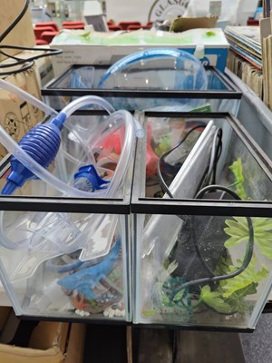 Lot 237 - 3 Fish Tanks With Accessories