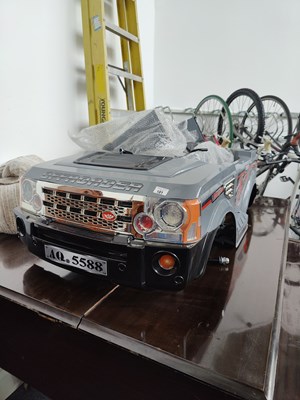 Lot 181 - Large Kids Electric Ride On Electric Car with cosmetic damage to one side