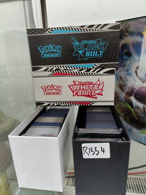 Lot 90 - Pokemond black bolt and white flare Bulk