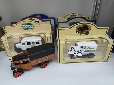 Lot 65 - Qty of collectable vehicles