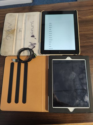Lot 86 - 2 tablets in cases