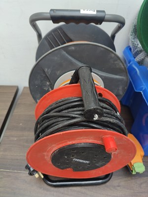 Lot 33 - Two Extension Reels untested
