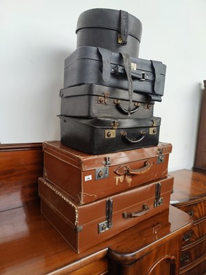 Lot 178 - 6 Vintage Cases of Various Shapes