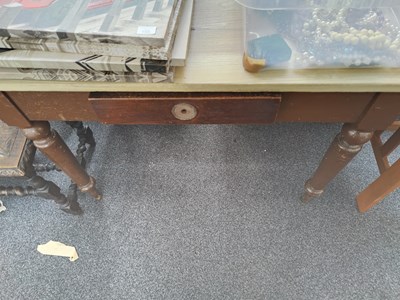 Lot 196 - Small kitchen drop leaf table with single drawer