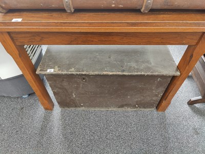 Lot 187 - Large wooden chest