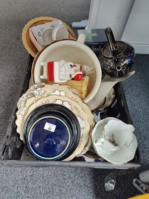 Lot 40 - Box of misc