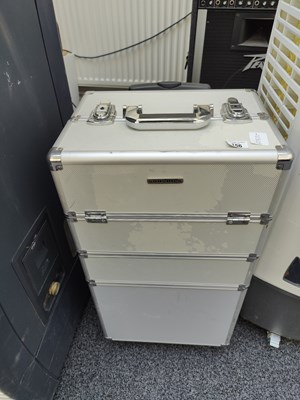 Lot 156 - Silver makeup case