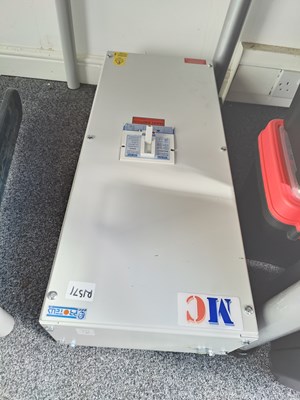 Lot 51 - MC Proteus Box