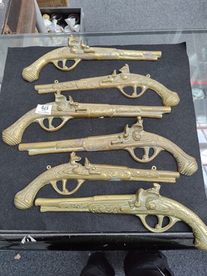 Lot 179 - 6 decorative pistols