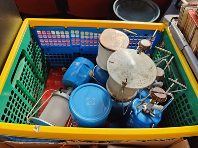 Lot 54 - Box of gas lamps