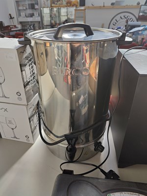 Lot 305 - Burco hot water urn