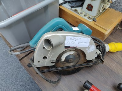 Lot 197 - Makita circular saw 110v