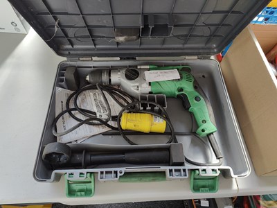 Lot 293 - Hitachi 110v drill in carry case
