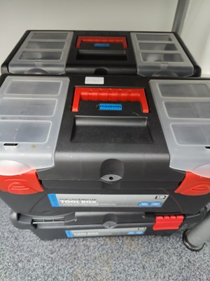 Lot 70 - 4 clip lock plastic tool boxes