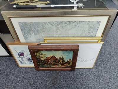 Lot 164 - Bundle of framed assorted pictures