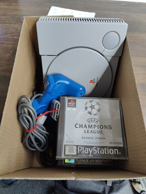 Lot 1 - Playstation 1 with games and accessories untested