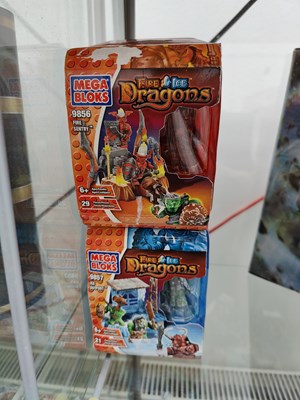 Lot 96 - 2 sets of Fire ice dragons mega bloks