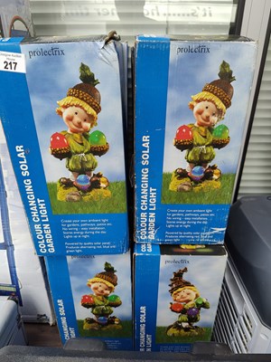 Lot 217 - Qty of novelty solar lights