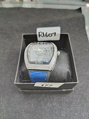 Lot 177 - Gents bling wrist watch