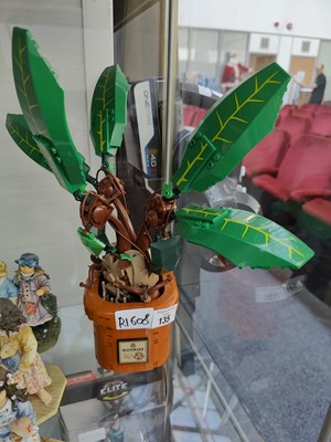 Lot 135 - Harry potter Lego mandrake plant