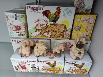 Lot 70 - Qty of boxed piggin decorative ornaments