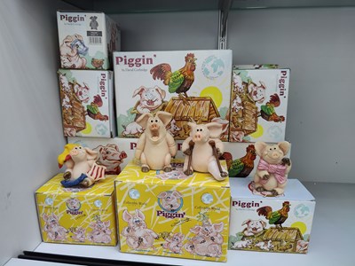 Lot 67 - Collection of boxed piggin decorative ornaments