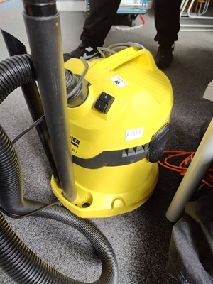 Lot 46 - Karcher vacuum cleaner tested working