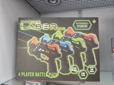 Lot 61 - Strike laser tag 4 player battle pack
