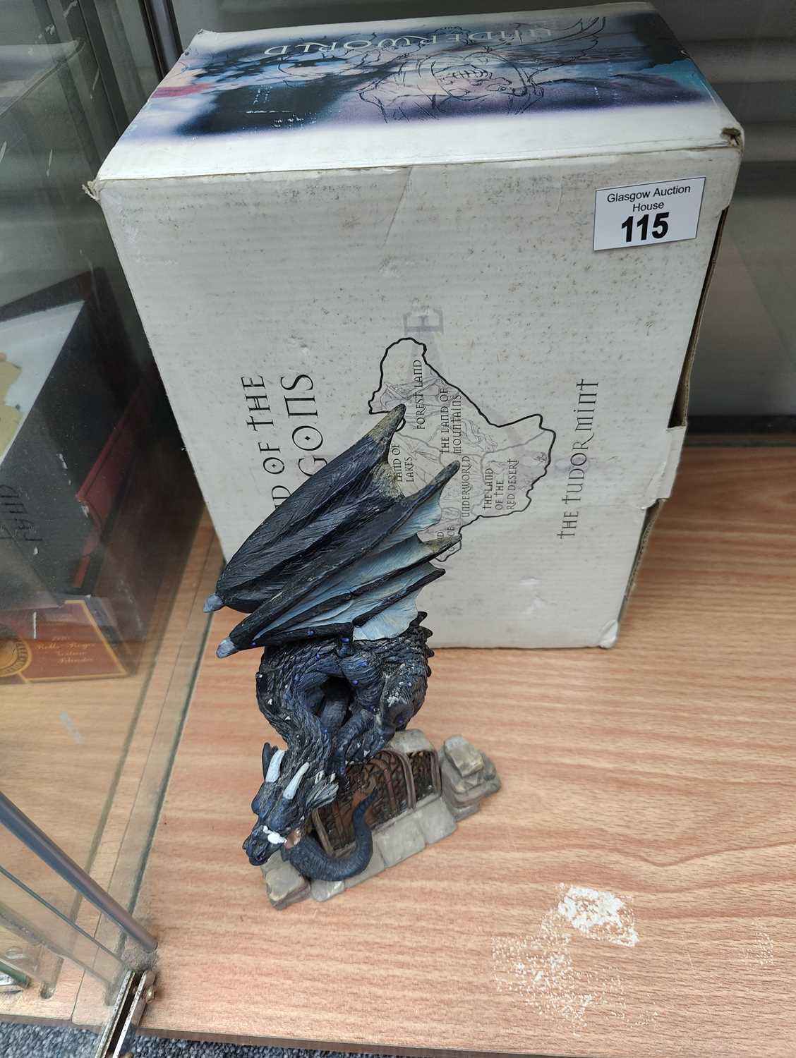 Lot 115 - Collectible dragon figurine in box