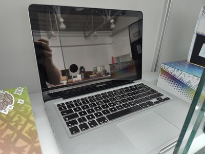 Lot 163 - MacBook pro laptop fully reset no charger
