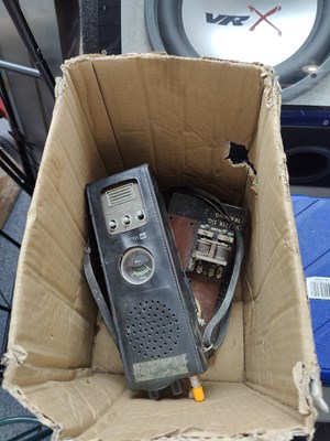 Lot 217 - Box of vintage misc