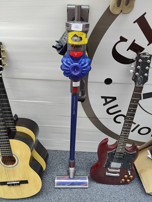 Lot 116 - Dyson v7 motorhead plus cordless vacuum with charger