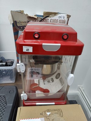 Lot 41 - Popcorn maker