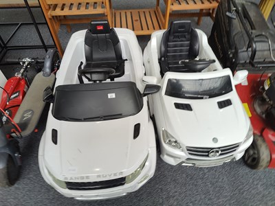 Lot 207 - 2 untested kids ride on cars