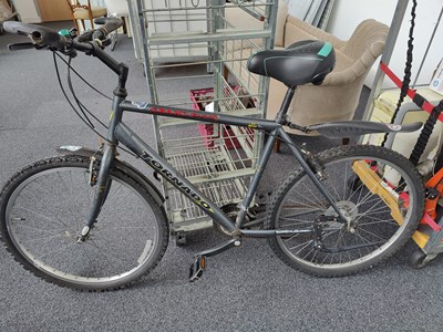 Lot 190 - Tornado gents bike