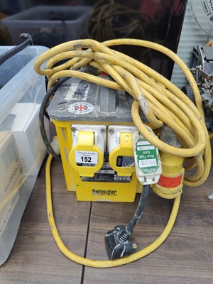Lot 152 - 110v transformer with long lead