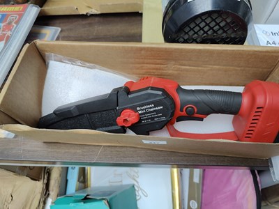 Lot 217 - Mini Chainsaw compatible with Milwaukee batteries