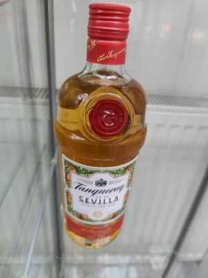 Lot 98 - Tanqueray Sevilla distilled gin